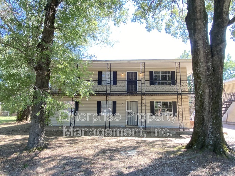 Memphis Condo: 1982 Goldbrier Lane