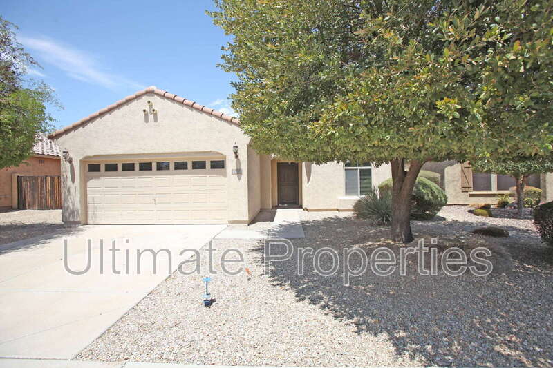 Waddell House: 18028 W Golden Ln