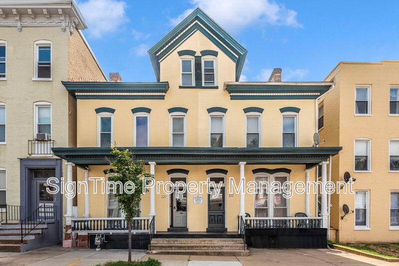 Hagerstown Condo: 222 Summit Avenue
