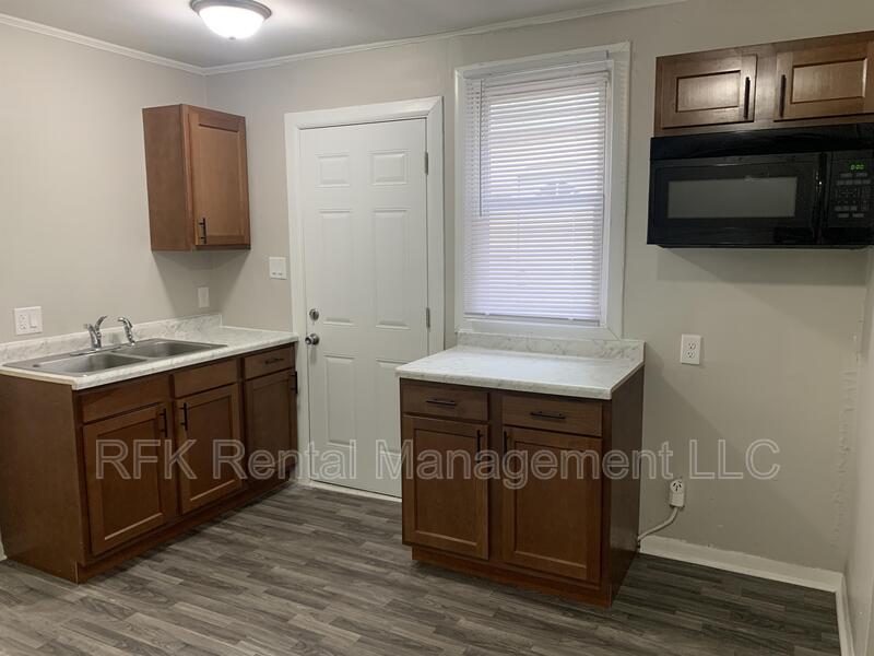 Indianapolis Condo: 1460 West 32nd Street