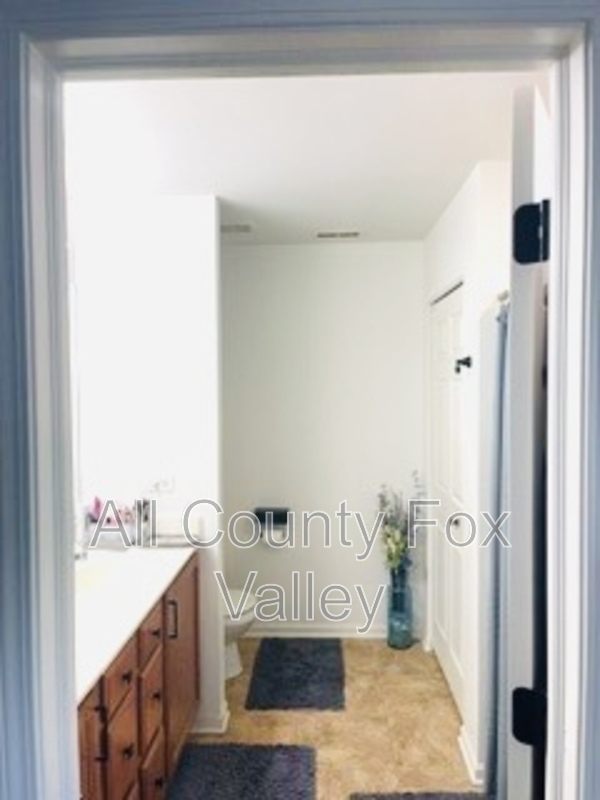Main Rental Photo 18