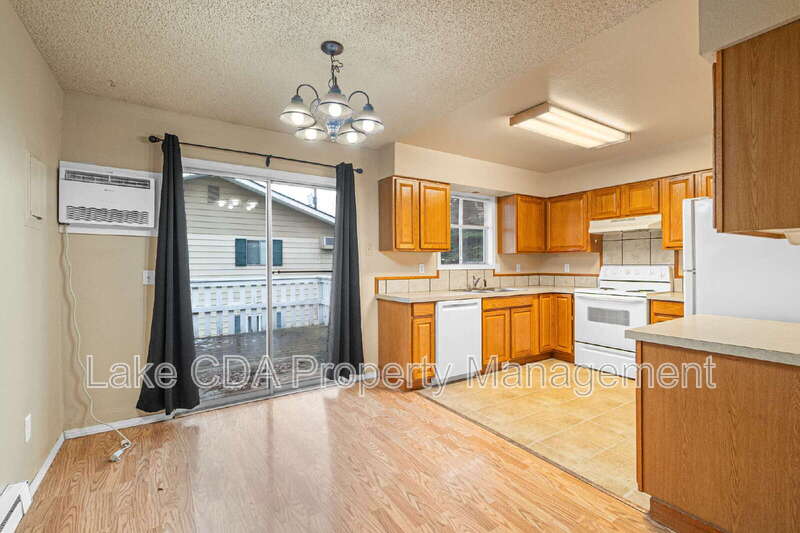 Coeur d'Alene Condo: 906 N 2nd Street