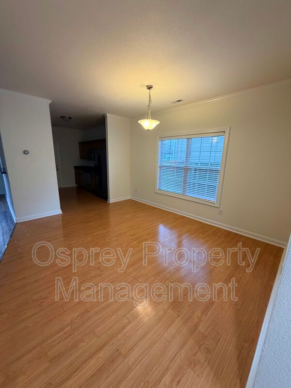 Beautiful 4-Bedroom Home with In-Law Suite "ASK ABOUT OUR ZERO DEPOSIT" - Photo 4