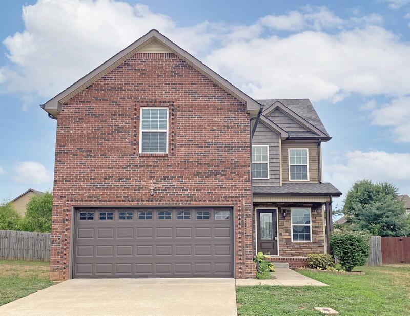 Clarksville House: 967 Harding Drive