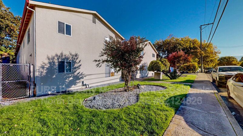 Ukiah Condo: 308 Cooper Ln