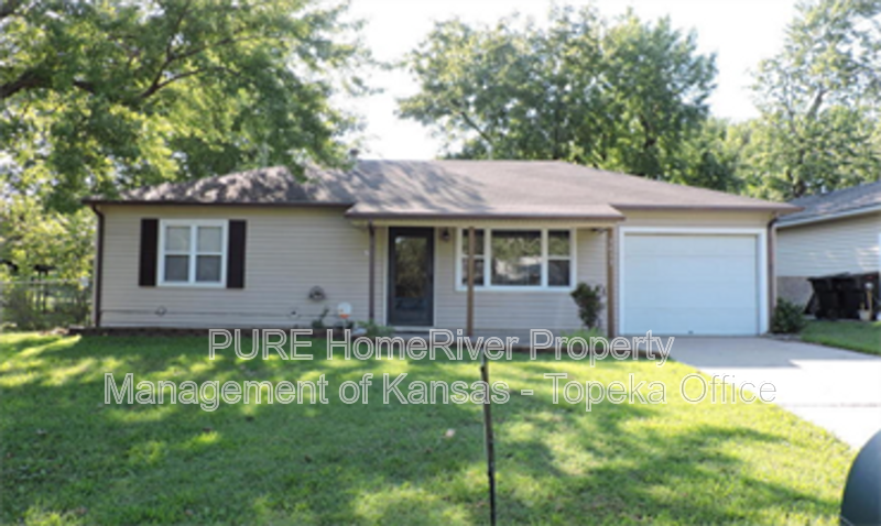 Topeka House: 3413 SW Clare Ave.