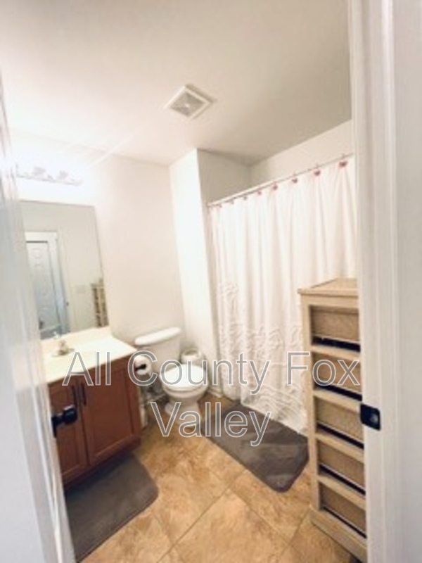 Main Rental Photo 20