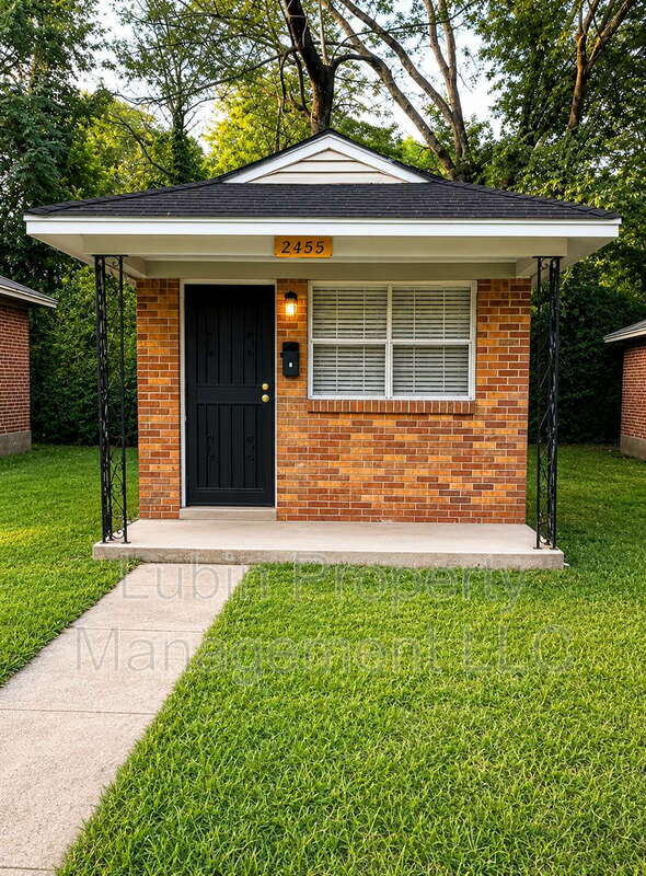 Memphis House: 2455 Douglass Ave
