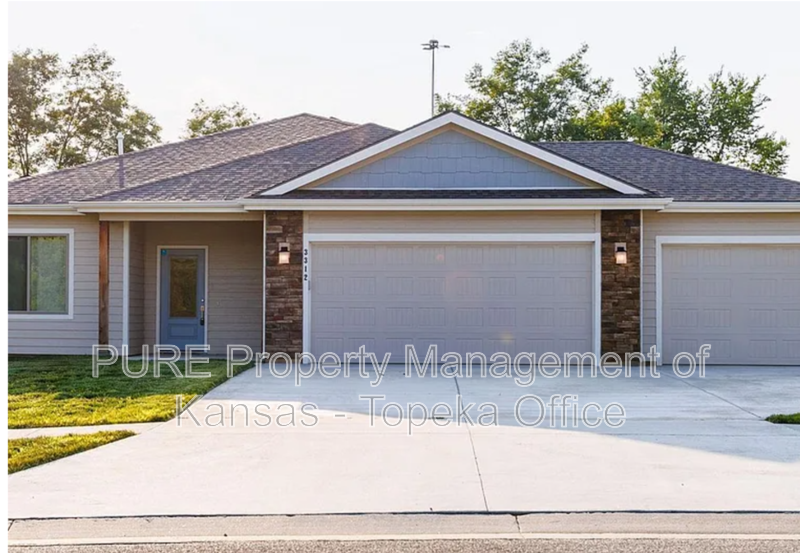 Topeka House: 3312 SE 22nd St