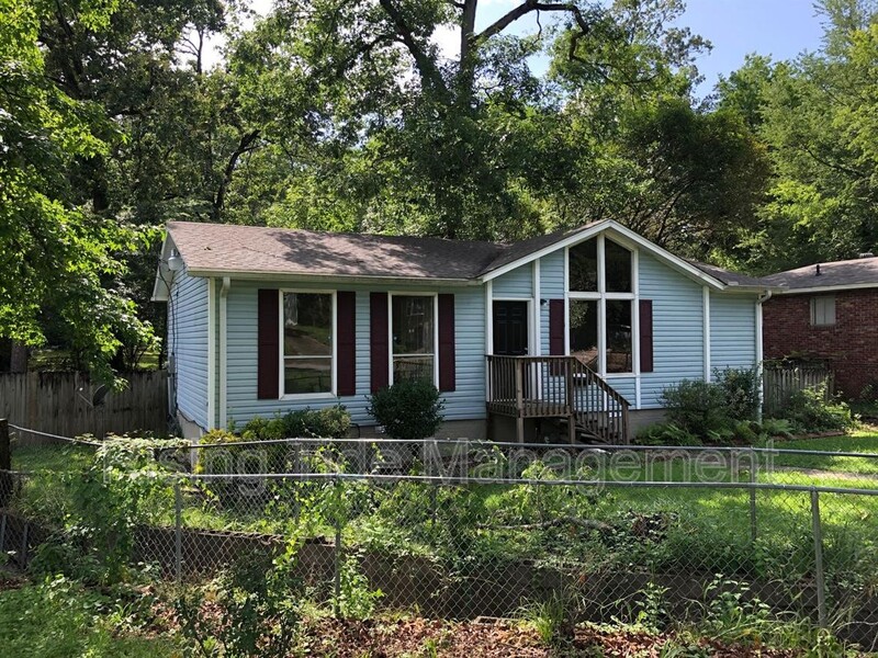 Birmingham House: 1200 Birchwood St