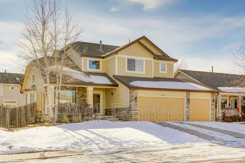 Parker House: 19016 E Bellisario Creek Pl