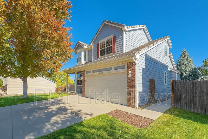 Aurora House: 4884 S Liverpool Ct