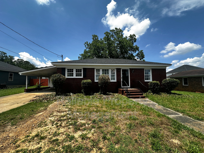Clayton House: 584 N Fayetteville Street