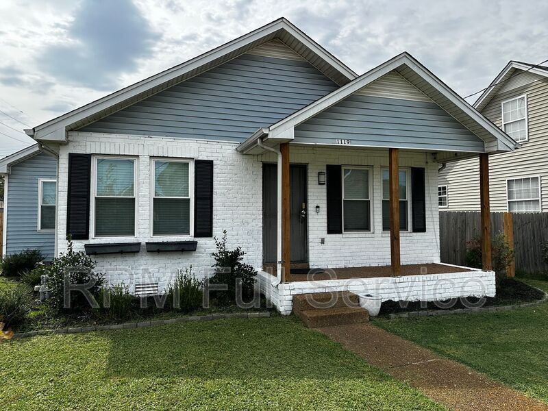 Nashville House: 1119 1st Avenue South