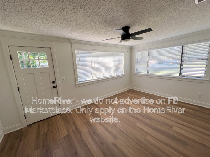 Jacksonville House: 4525 Kennedy Ct
