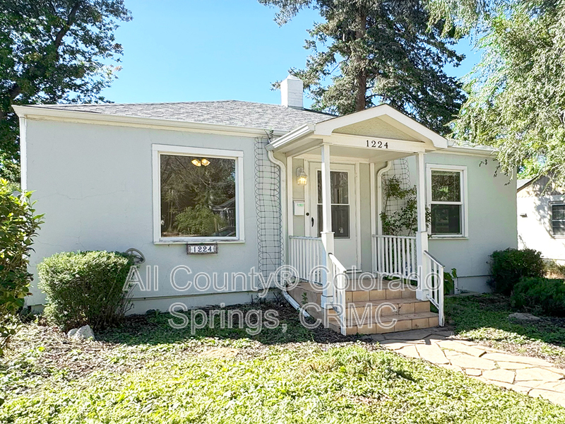 Colorado Springs House: 1224 North Institute Street