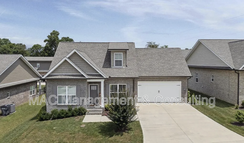 Cookeville House: 1405 Brook Hill Drive