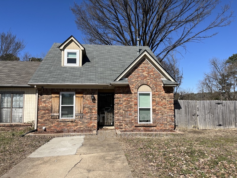 Memphis House: 2317 Belin Dr