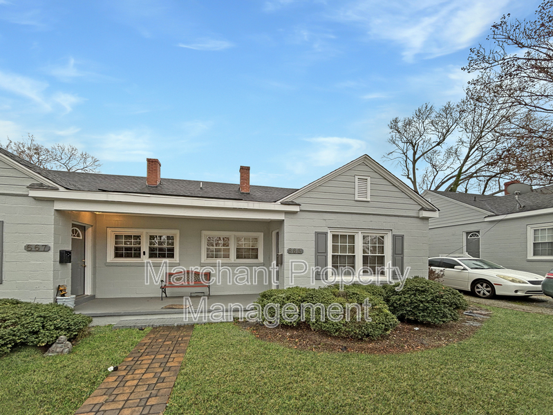 Spartanburg Condo: 665 Ravenel Street