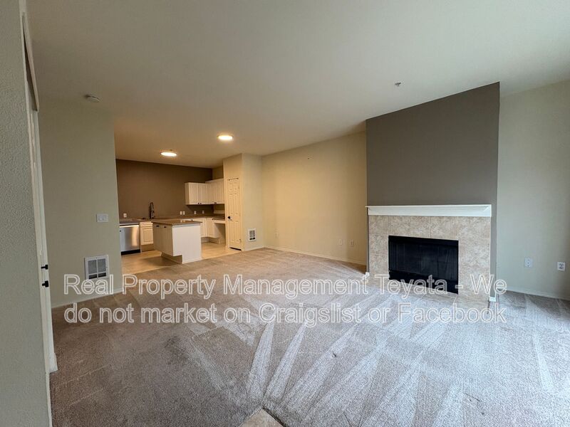 Lynnwood Condo: 3116 164th St SW