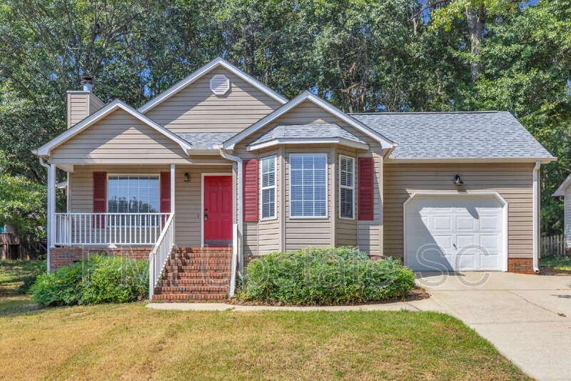 Simpsonville House: 244 Oak Valley Drive