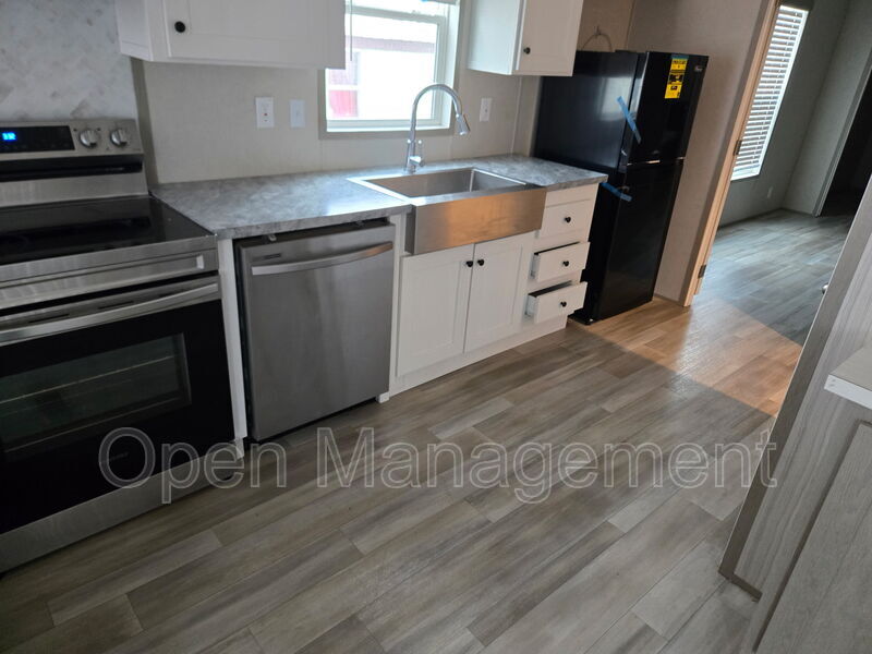 Joplin House: 4511 Dirt Rd