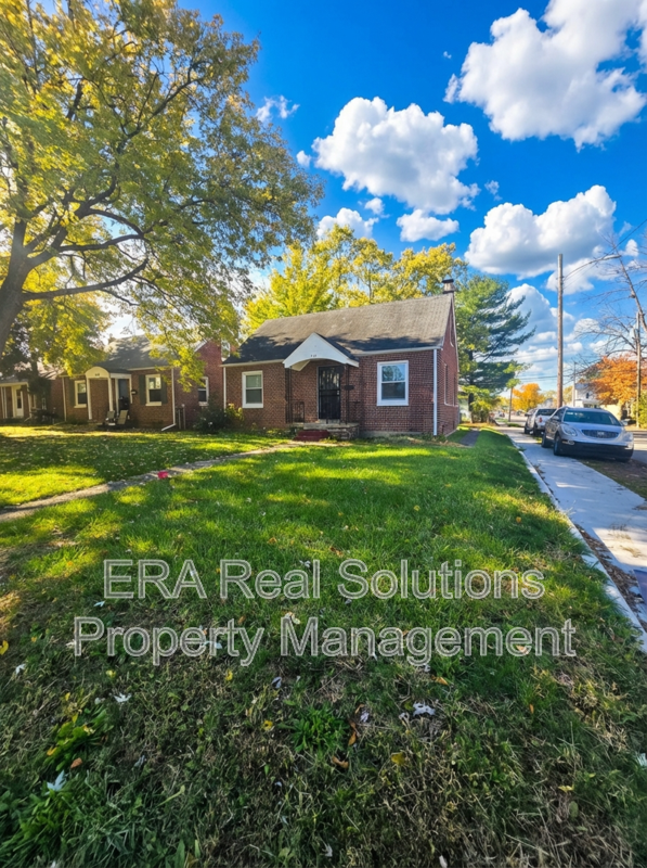 Columbus House: 541 Butler Ave