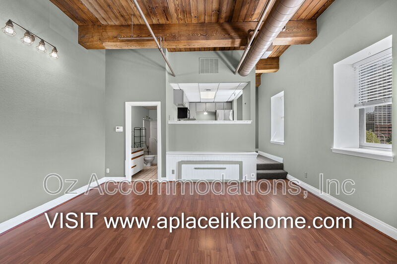 Kansas City Condo: 609 Central St