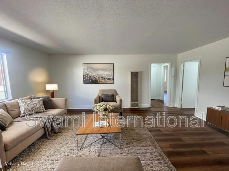 Inglewood Condo: 345 E. Stepney St.