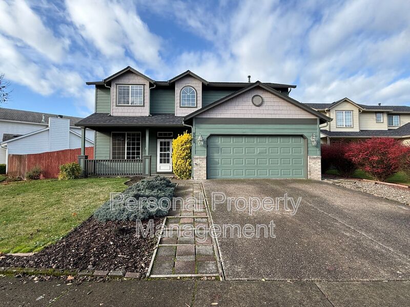 Vancouver House: 8818 NE 164th Ave