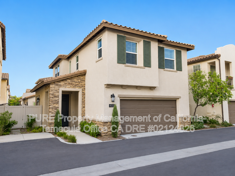 Temecula House: 45139 Via Vela