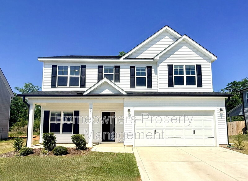 Raeford House: 203 Williford Drive