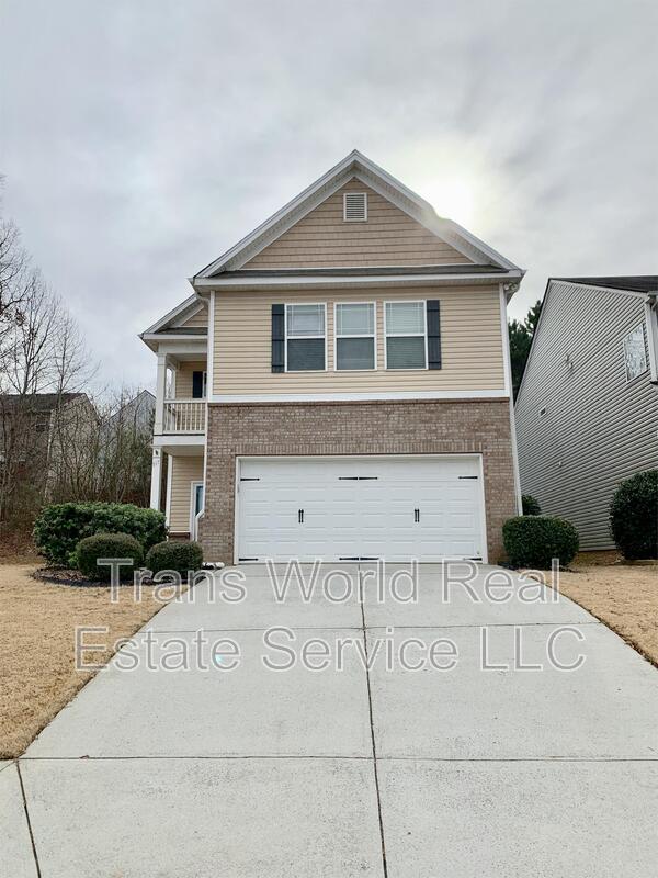 Sugar Hill House: 917 Crested Hawk Trail