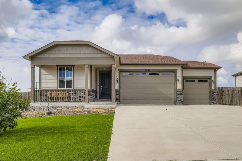 Peyton House: 9740 Aberdale Court