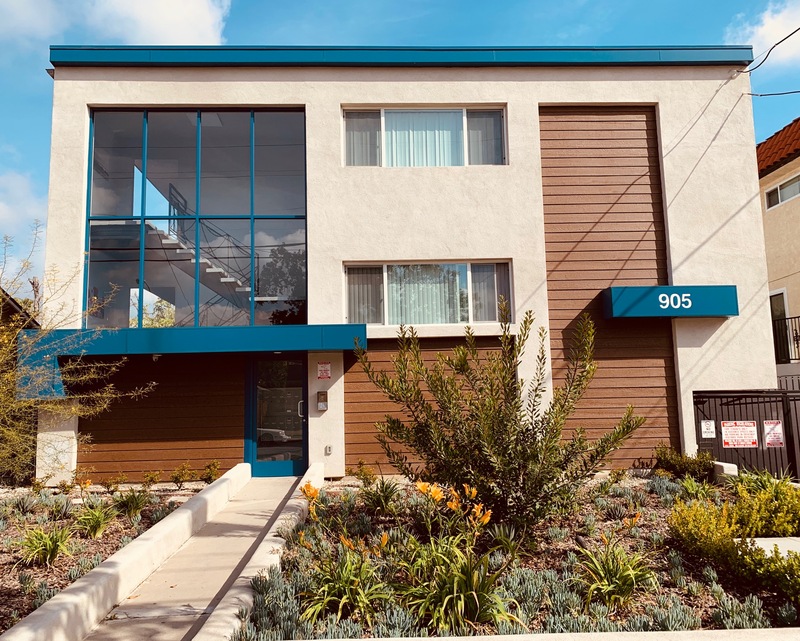 Request a Viewing for 905 E Garfield Ave Tenant Turner