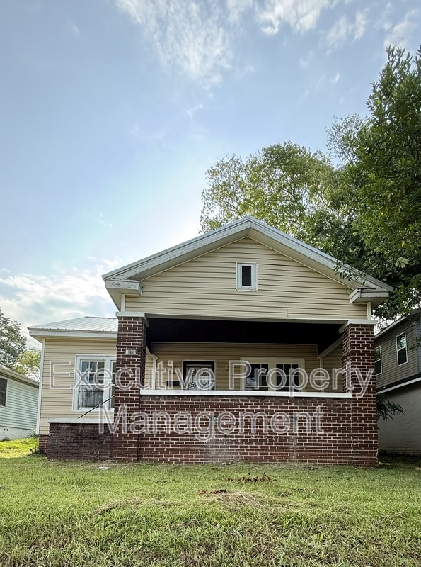 Birmingham House: 4905 Court M