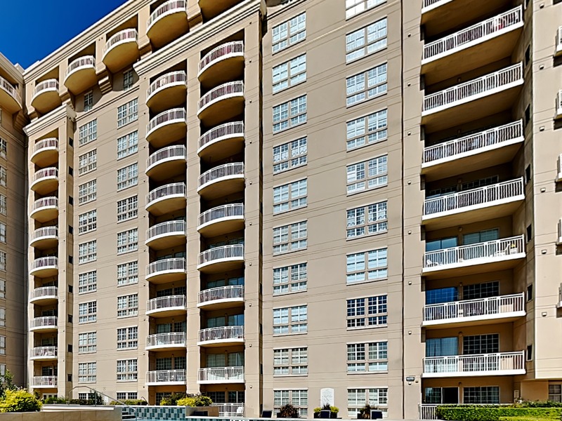 Dallas Condo: 3225 Turtle Creek Blvd