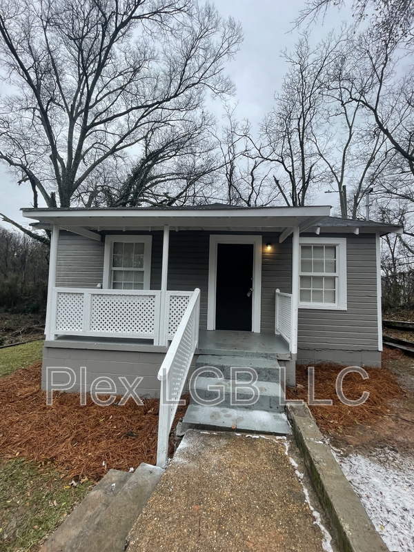 LaGrange House: 212 Cato Street