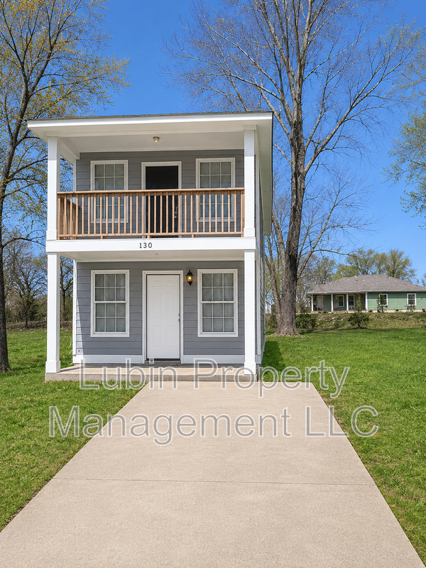 Memphis House: 190 Caldwell Ave