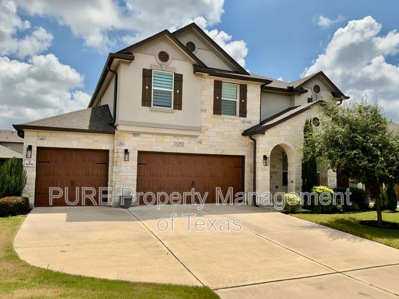 Leander House: 1008 Brenham Lane