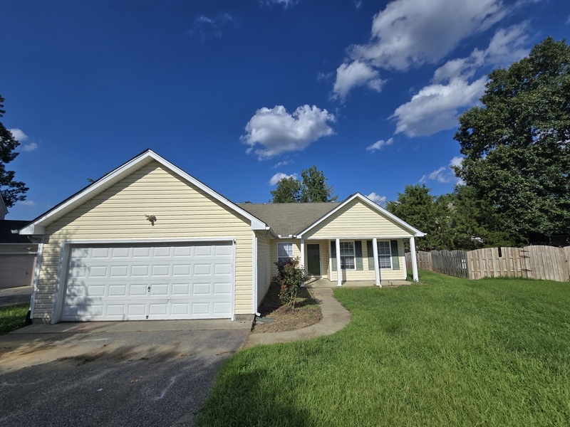 Chesterfield House: 15200 Fern Hollow Ct