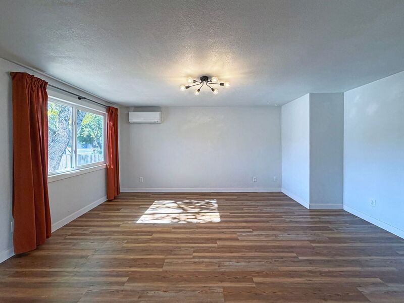 Photo 7 of rental home at 2727 Edison St.