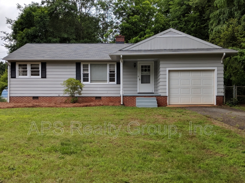 Winston-Salem House: 60 Glenwood Street