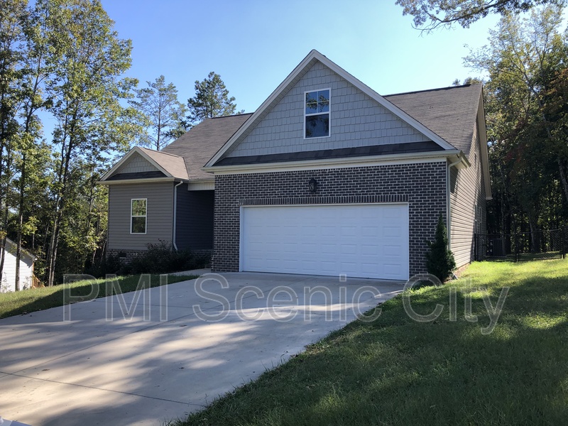 Ooltewah House: 7020 Cooley Rd