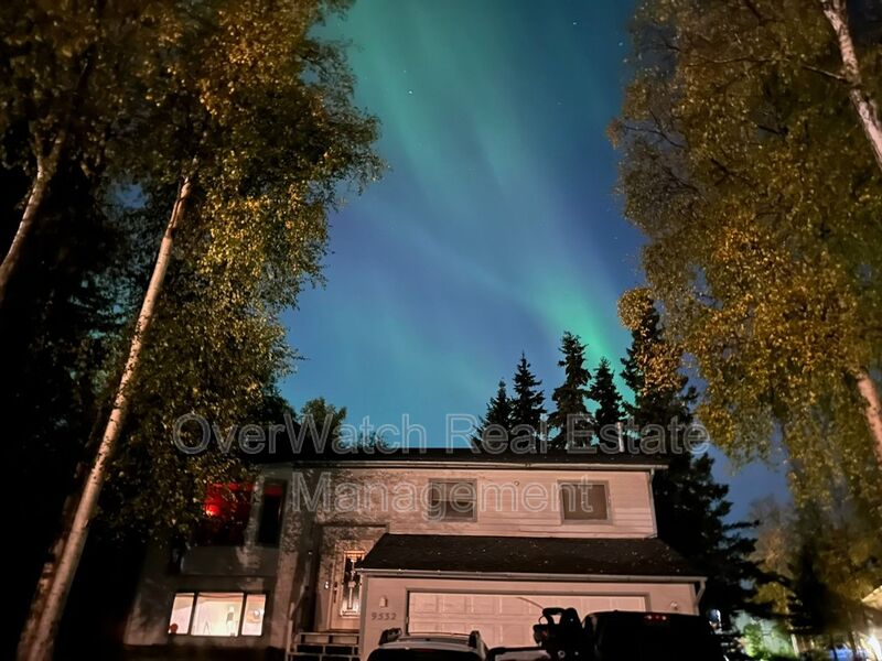 Eagle River House: 9532 Dundas Circle