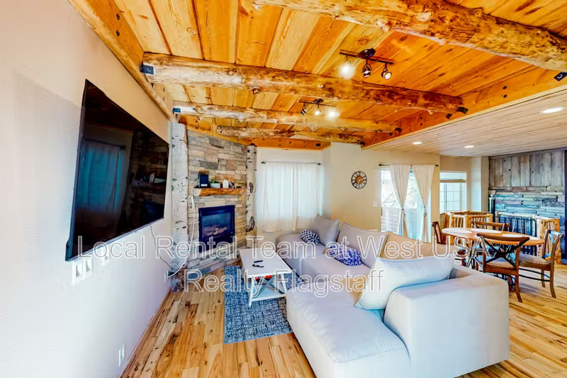 Flagstaff House: 1105 West Overland Pass Drive