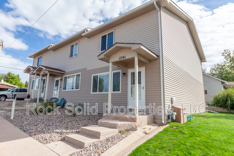 Cheyenne Townhome: 1205 Crook Avenue - 1