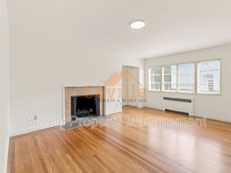 Berkeley Condo: 1526 Arch Street