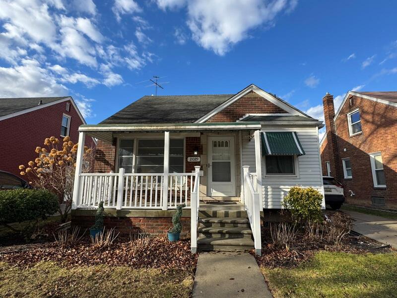 Warren House: 21029 Blackmar Avenue