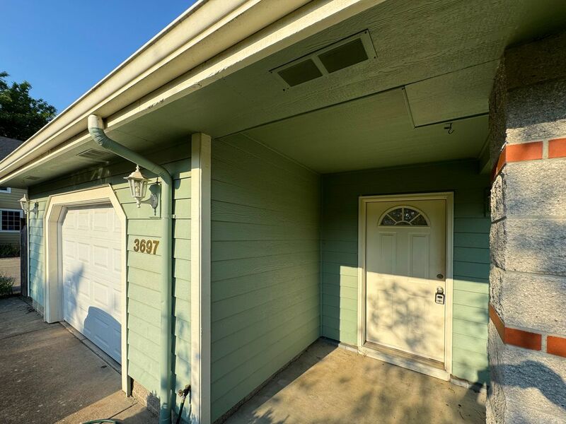 Photo 2 of rental home at 3697 Westleigh Street